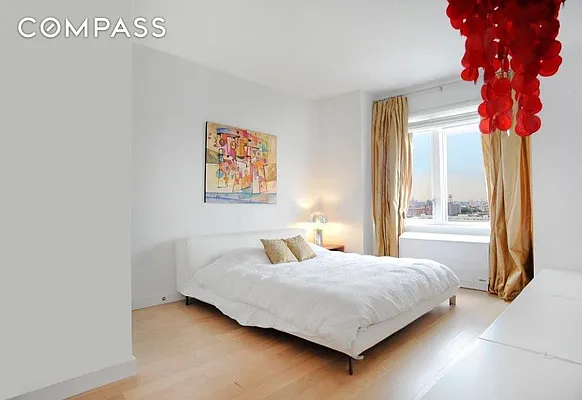Sold by Compass | media 4