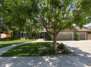 322 Atwood Ct, Exeter, CA 93221