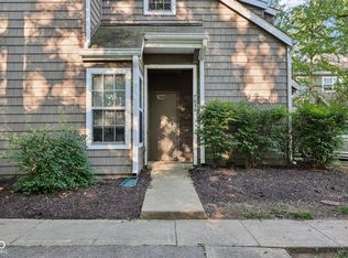 7846 Harbour Isle, Indianapolis, IN 46240