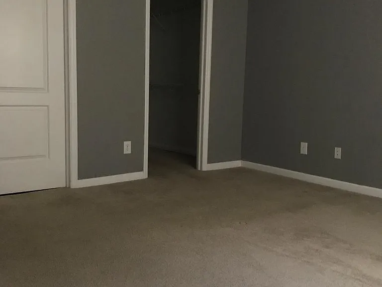 116 Courtyard Ln — Photo 16