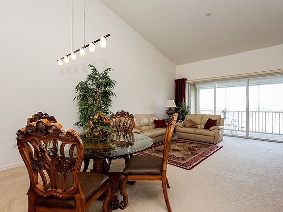 4th image of 20040 Seagrove St Unit 1607
