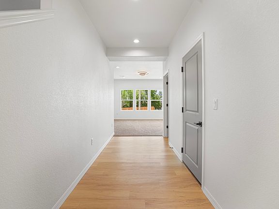 4th image of 3727 Lander Ln #3727