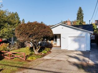 550 E Exeter St, Gladstone, OR 97027