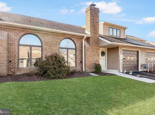 434 Deerfield Dr, Hanover, PA 17331