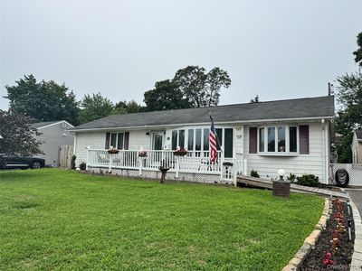 43 Garden Lane, Centereach, NY, 11720