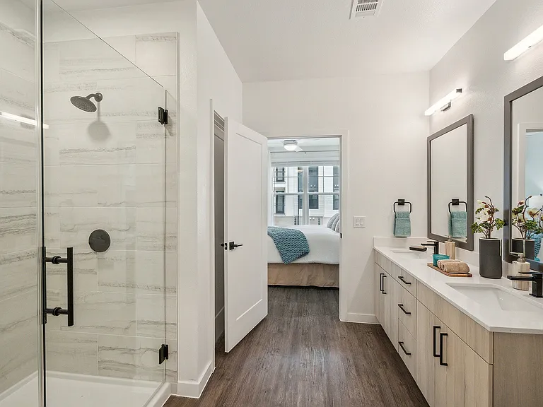 Refresh and recharge in sleek surroundings