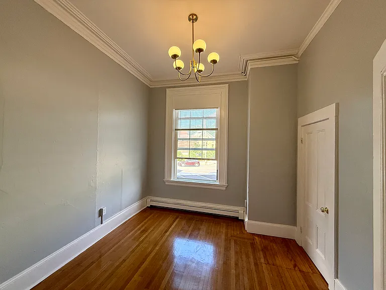 112 Keene St #1 — Photo 8