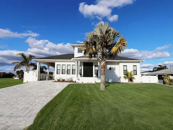 112 Leland St SE, Pt Charlotte, FL 33952