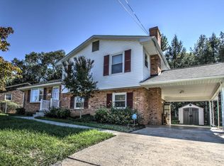 3334 Kingswood Dr, Roanoke, VA 24018