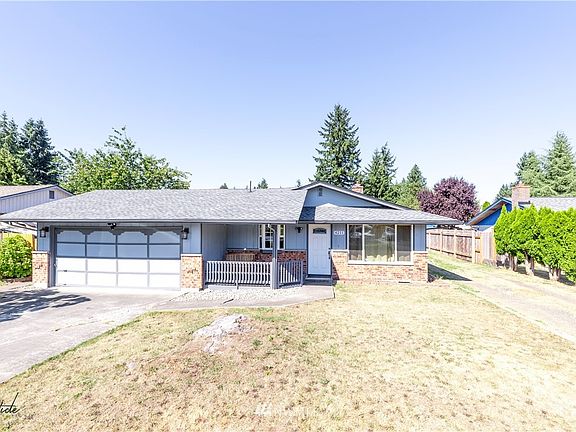 3rd image of 4211 126th Pl NE