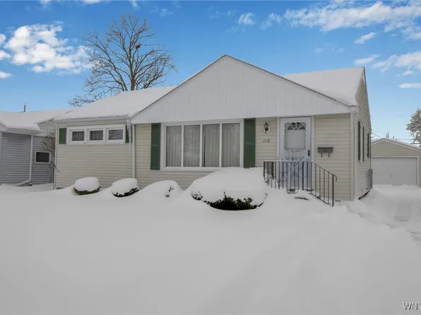 118 Dolphann Dr, Tonawanda, NY 14150