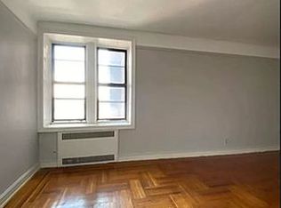 2 Stoddard Pl #B, Brooklyn, NY 11225