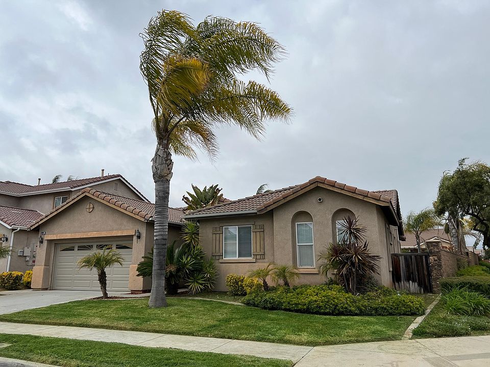 1st image of 28243 Agave Way