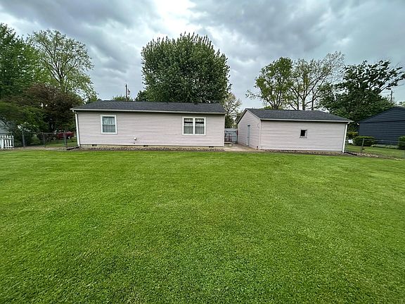 2nd image of 2989 Craven Dr