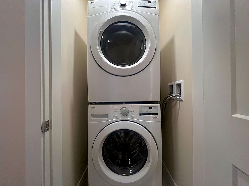 Langley Apartment for rent - 2 Bedrooms — photo 12
