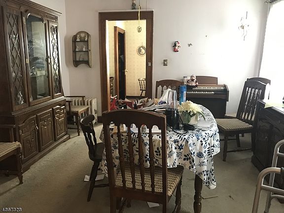 5th image of 8-12 Henderson Blvd #1X