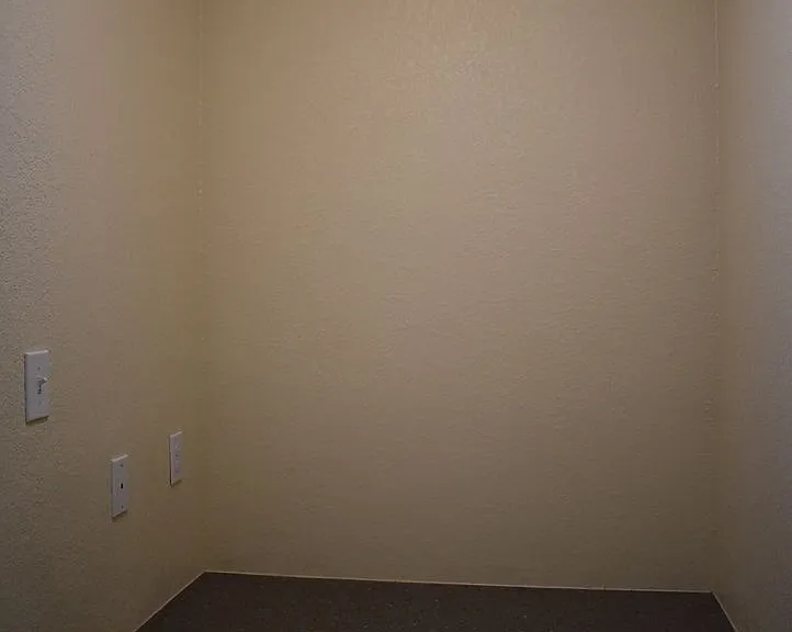 205 Coby Dr — Photo 11