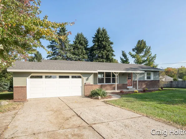 3849 Leonard St NW, Grand Rapids, MI 49534