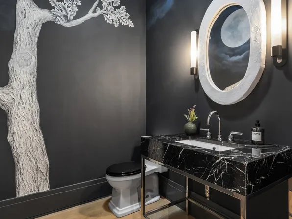 601 Washington Street image 19 of 21