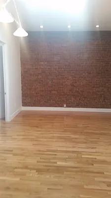 Rented by Space Link Realty | media 29