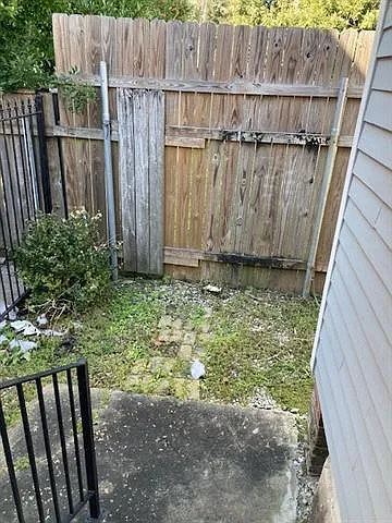 222 Millaudon St — Photo 9