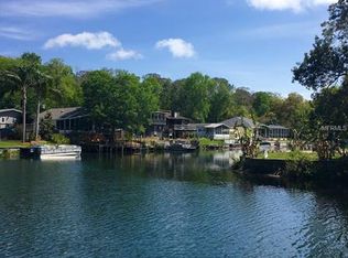 6879 E Richard Dr, Weeki Wachee, FL 34607