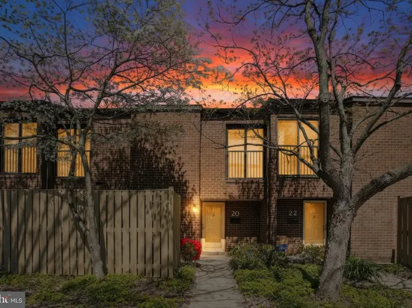 20 Pickburn Ct #D, Cockeysville, MD 21030