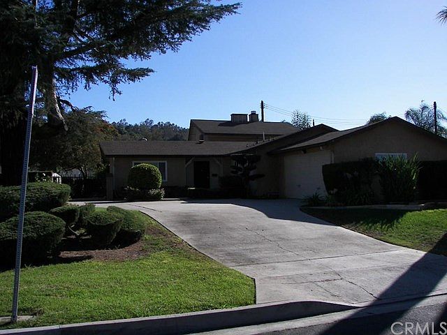 1st image of 16724 Glenhope Dr