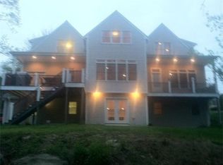 8 Barbara Ct, Dartmouth, MA 02747