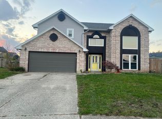 8913 Cadet Cir, Dayton, OH 45424