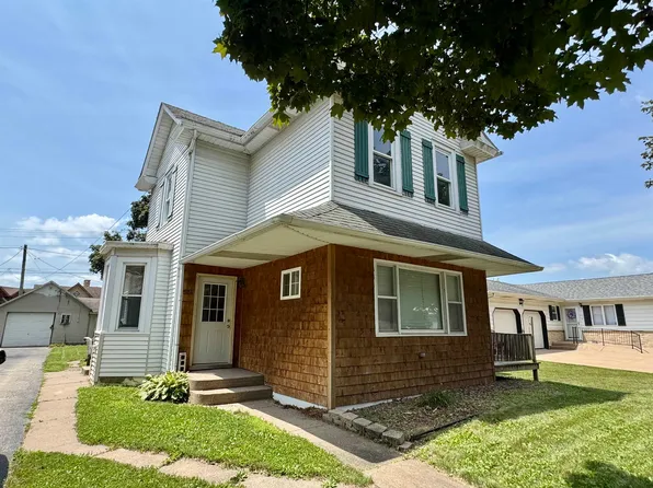 506 W Amelia St, Cassville, WI 53806