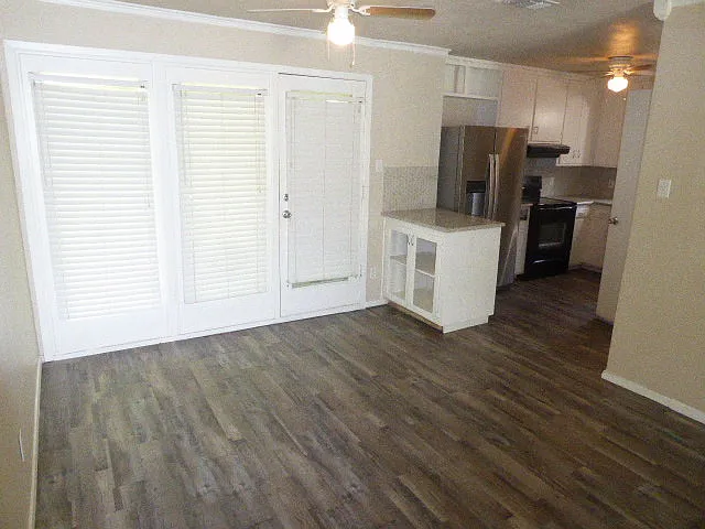 205 Worthy St — Photo 14