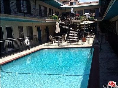 3rd image of 1101 E Ocean Blvd Unit 5