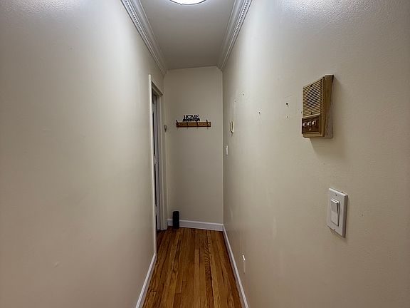 5th image of 3416 150th St Floor 1