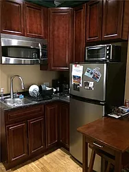 Rented by R New York