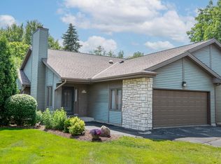 Country Terrace, Menomonee Falls, WI 53051