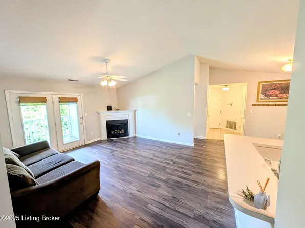 9500 Magnolia Ridge Dr Unit 202, Louisville, KY 40291