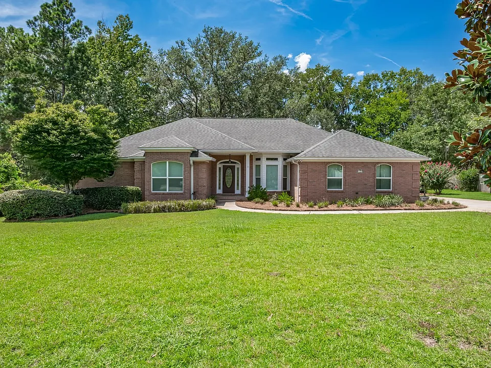 6326 Glasgow Dr