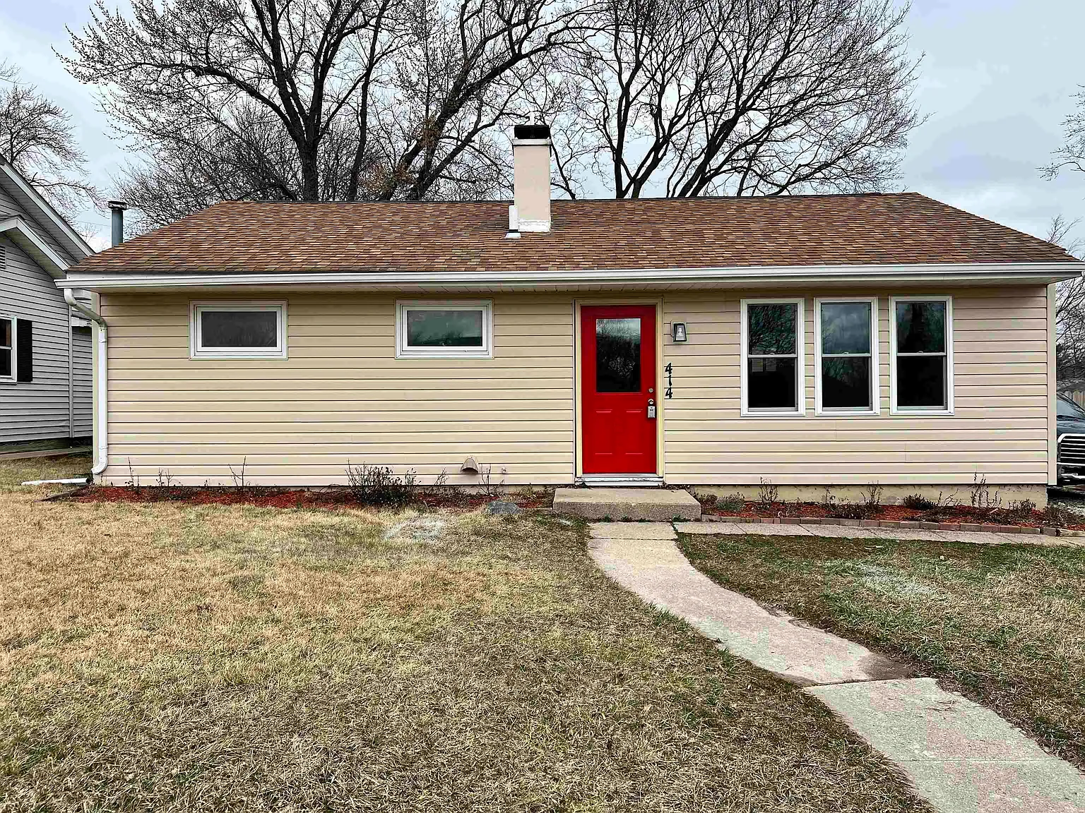 414 W Wharton Dr photo 1