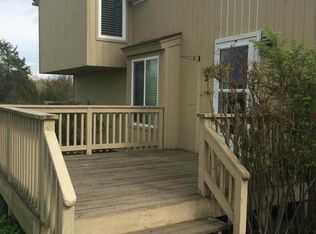 9918 Millrace Ln, Marshall, VA 20115