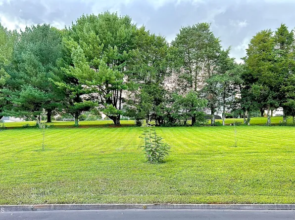 1200 Fiddlers Way, Kingsport, TN 37664