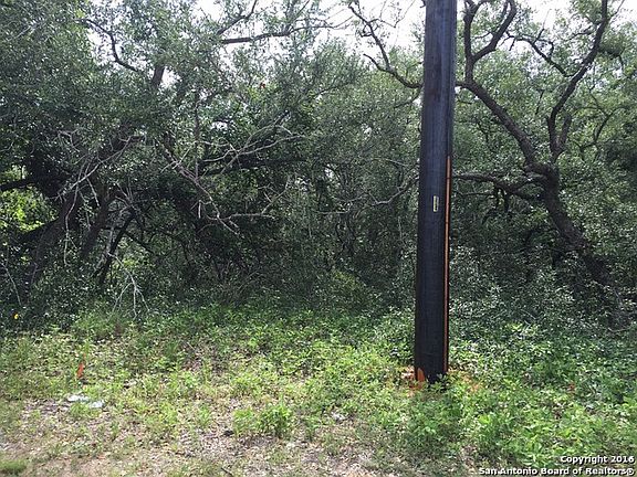3rd image of 24072 Us Highway 281 S