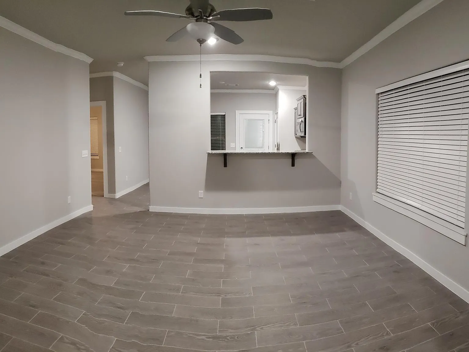 3 bed, 1408 sqft, $1,600 — Photo 4