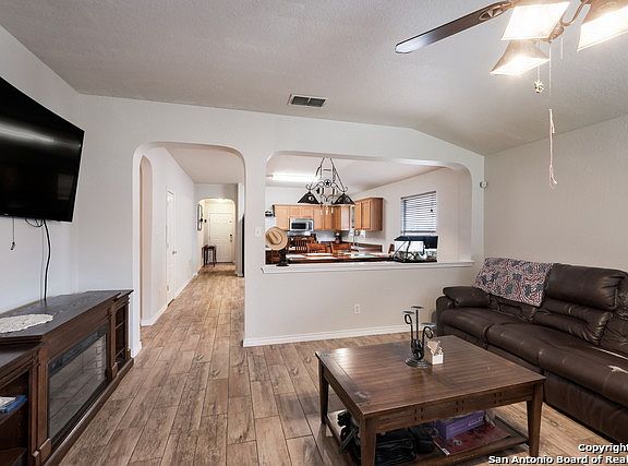 5th image of 10319 Appaloosa Bay