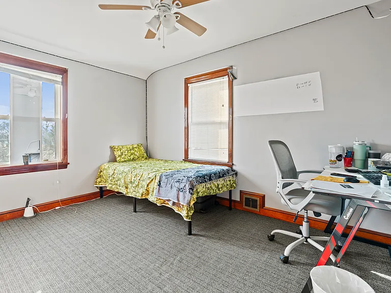 5003 Erie St — Photo 11