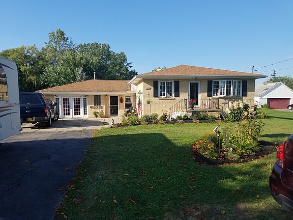 2nd image of 5446 Lake Ave