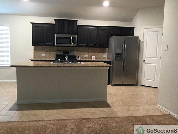 4th image of 2208 Barnwell Dr