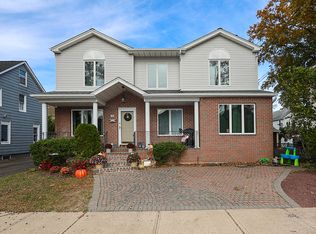 83 Lexington Ave #2, Westbury, NY 11590