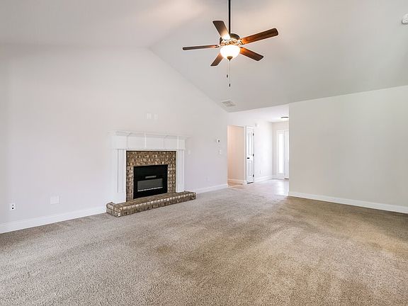 4th image of 74 Heartland Cir