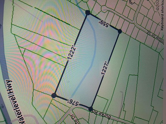 2nd image of 279 Burke Rd SE